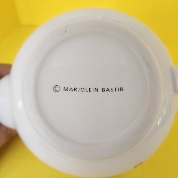 Teapot Hallmark Marjolein Bastin Nature's Sketchbook Gardening Pot Tools Birds - Picture 16 of 16